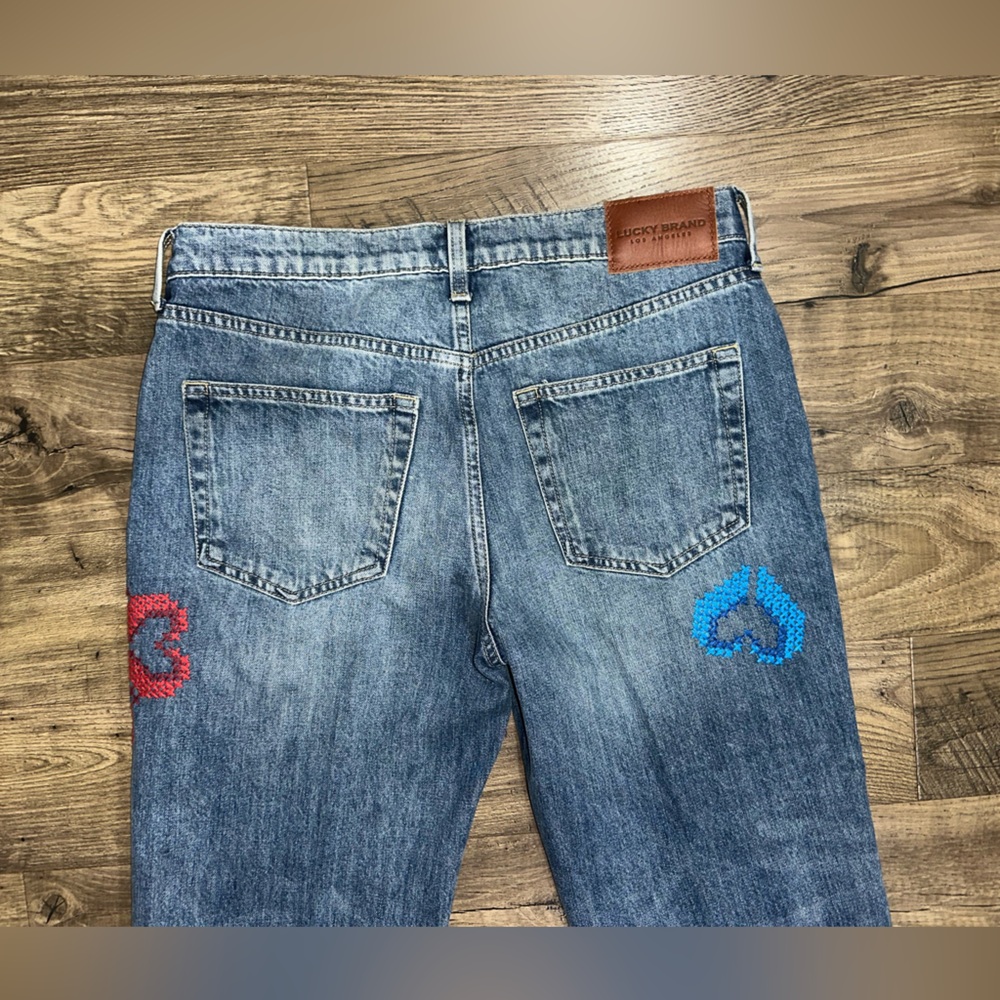 Lucky Brand mid-rise boy jeans with hearts flowers embroidery Valentines 6/28 - Picture 13 of 14